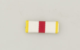 Ribbon Pins