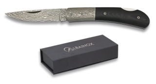 Albainox damas penknife. Black mikarta