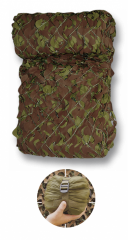 Camouflage net with mesh